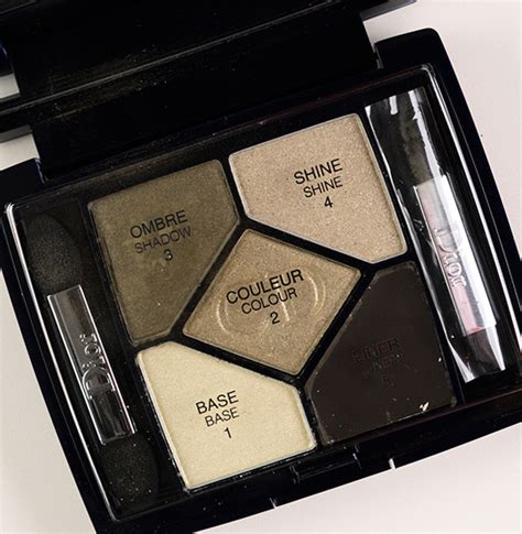 khaki eyeshadow palette.